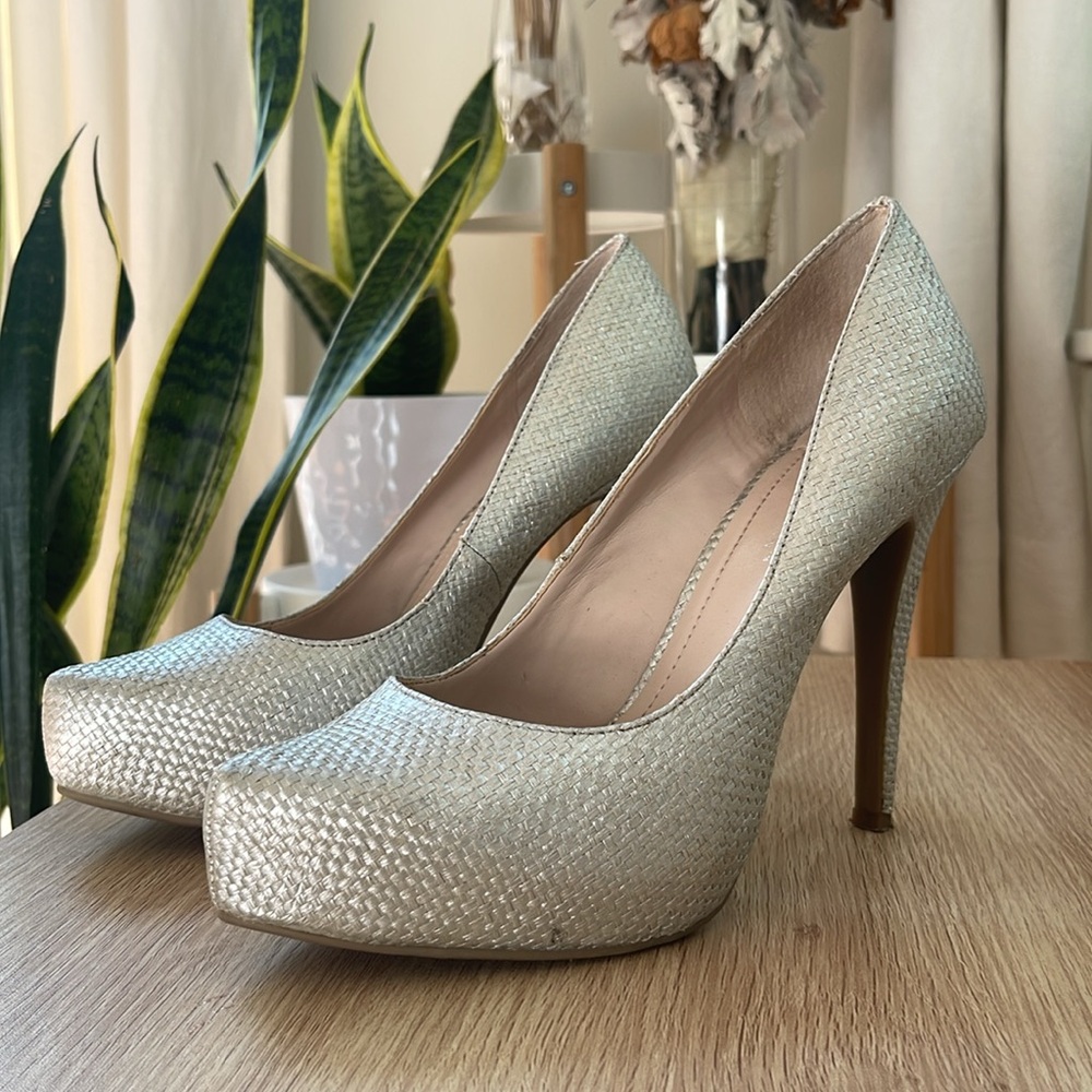 Bcbgeneration Champagne / Silver Raffia Basketwea… - image 6